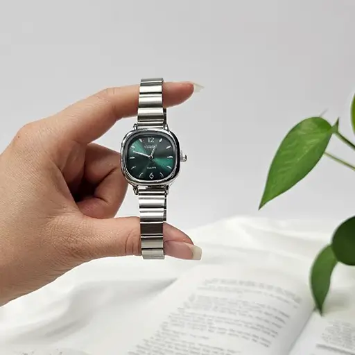ساعت casio صفحه سبز